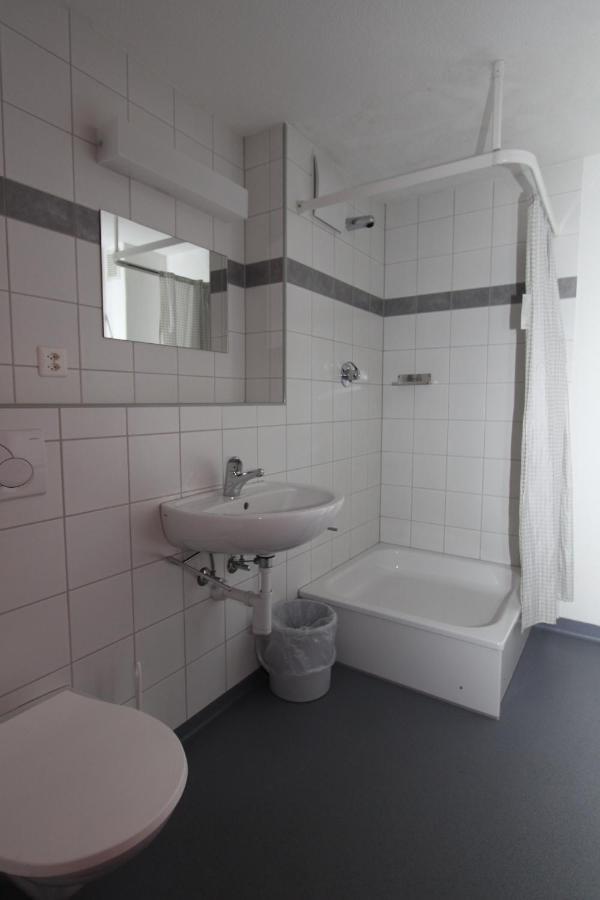 Jugendhotel Alpina Tujetsch Bagian luar foto